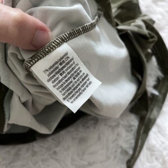 Victorias Secret PINK Camo Wrap Top Size Large Free - Picture 3 of 4